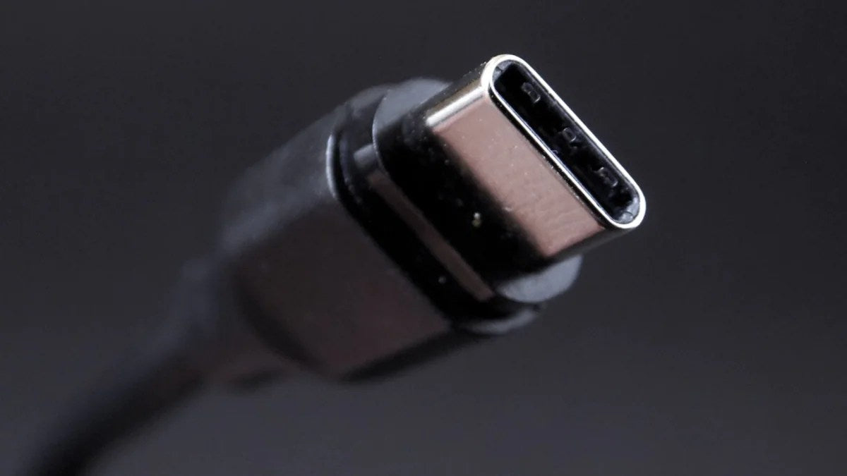USB TYPE-C TO START DELIVERING UP TO 240W OF POWER